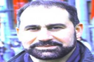 صورة المؤلف علي بدر